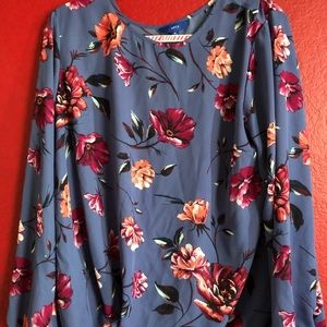Apt 9 floral blouse